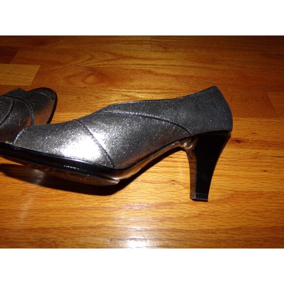 Sofft Metallic/black peep toe heels 9 Leather 3 /14" heel - Picture 5 of 7